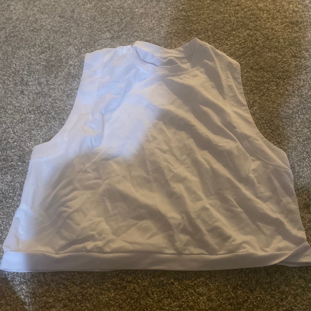 white camo crop tank top